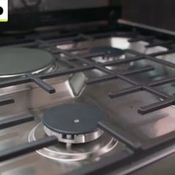 Thetford K1520 Lightweight Oven and Hob Cooker With Dual Fuel Option -Kitchen Equipment Sales Frame 03562 23803.1548362322