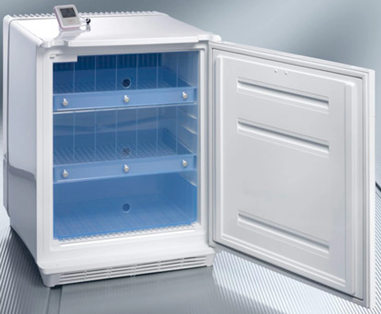 Dometic DS601H Medical Mini Vaccine Fridge 5 Dometic DS601H Medical Mini Vaccine Fridge - Image 3